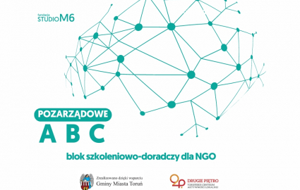 Plakat promujący szkolenia dla ngo w kolorach różowych i seledynowych